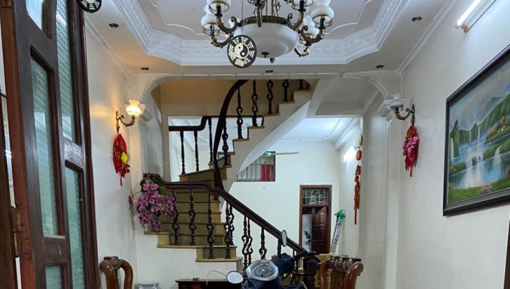 CHO THUÊ NHÀ NGUYÊN CĂN PHỐ QUAN NHÂN, THANH XUÂN 4 TẦNG, 60M2, FULL ĐỒ, 4 NGỦ